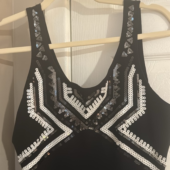 Only worn once! Express/medium fit and flare dress black with black white sequin - Picture 3 of 8